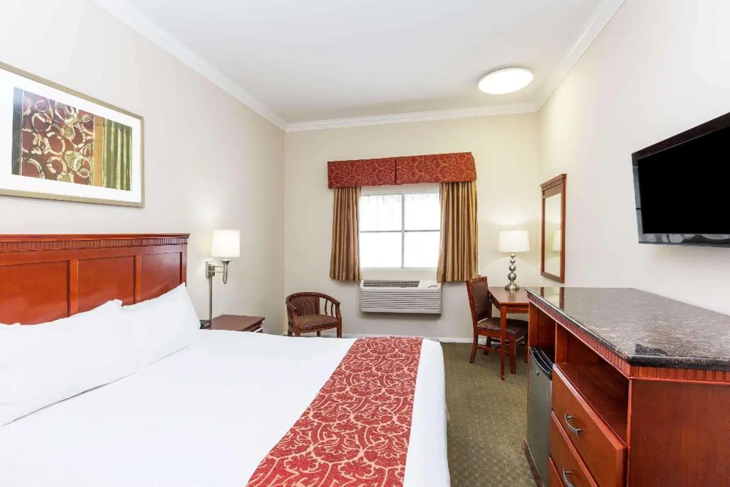 Days Inn by Wyndham Santa Monica/Los Angeles ROOM_EXAMPLE