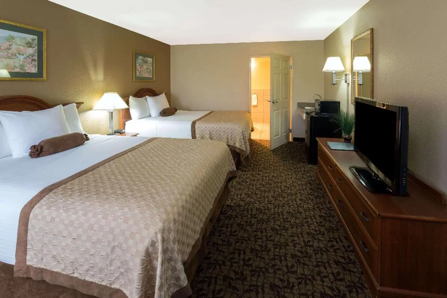 Hawthorn Suites by Wyndham Napa Valley ROOM_EXAMPLE