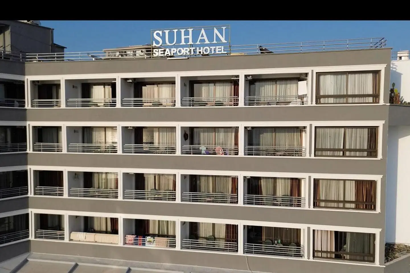 Suhan Seaport Hotel EXTERIOR