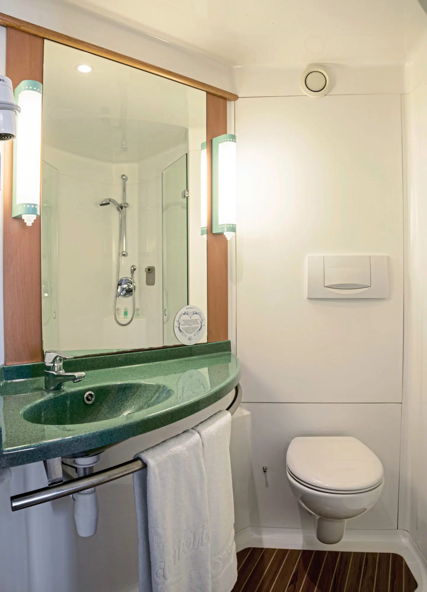 Hotel Ilunion Valencia 3 Badezimmer