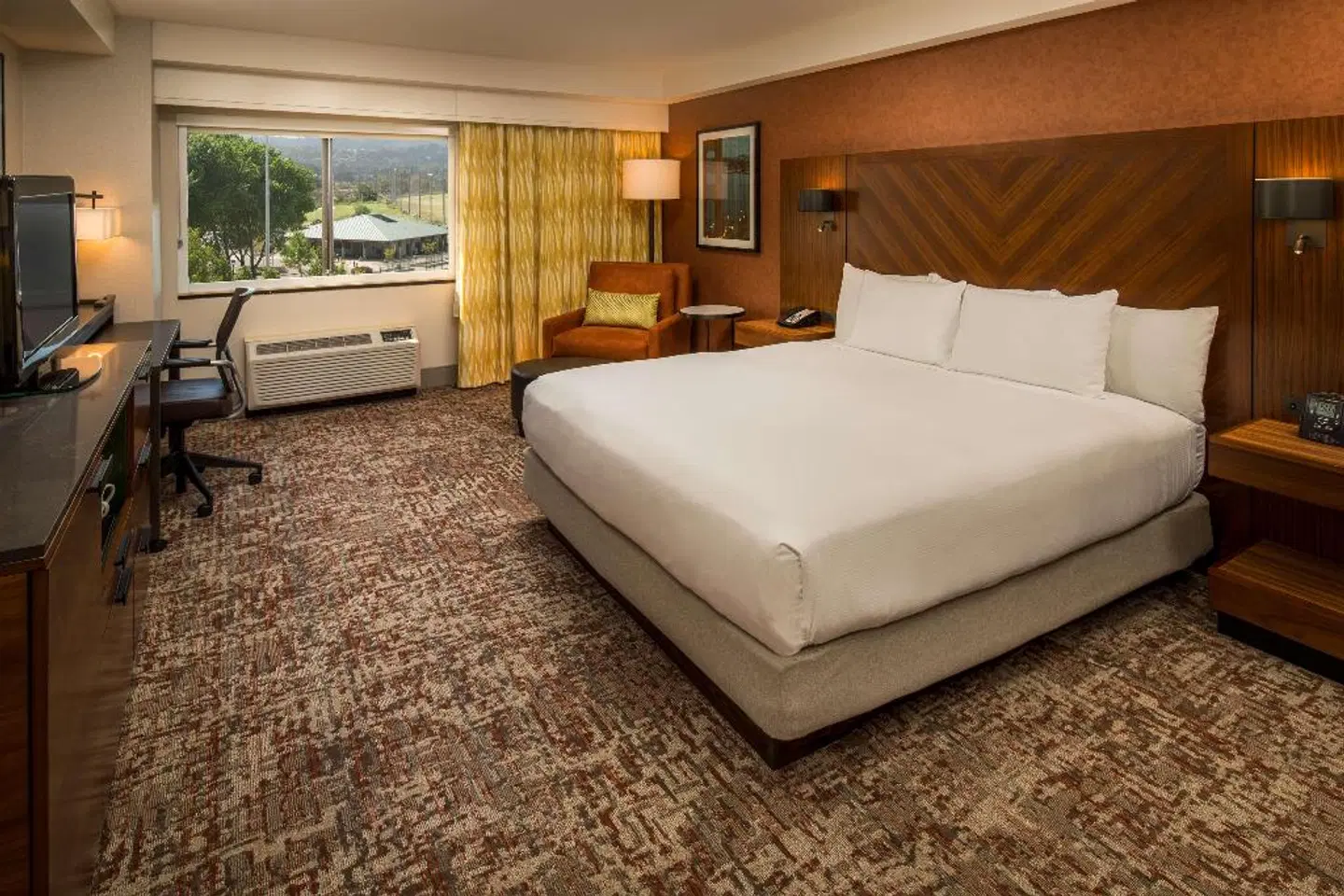 DoubleTree by Hilton San Francisco Airport ROOM_EXAMPLE