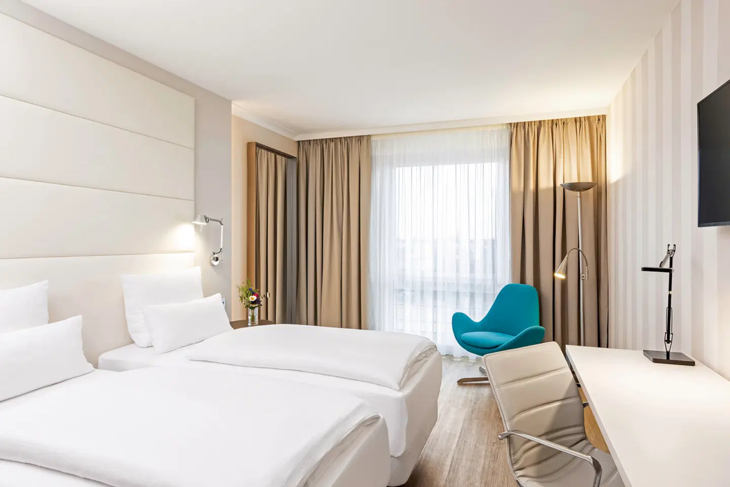 NH Berlin Alexanderplatz ROOM_EXAMPLE