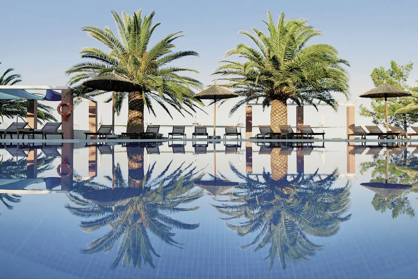 Alexandra Beach Spa Resort OUTDOOR_POOL