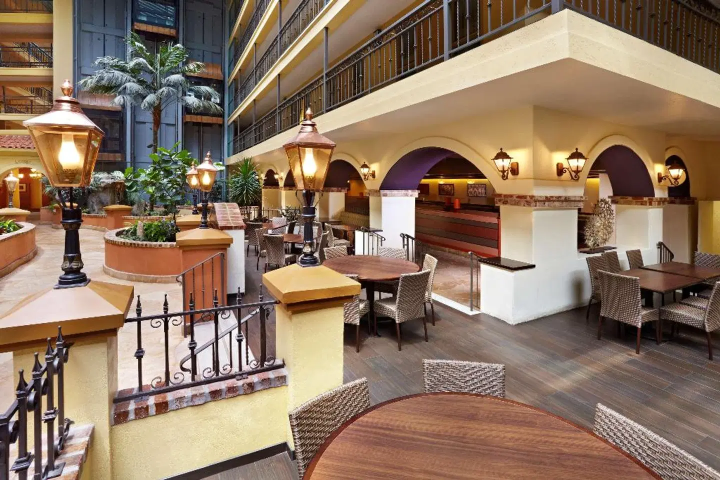 Embassy Suites by Hilton Los Angeles International Airport South LOUNGE_LOBBY