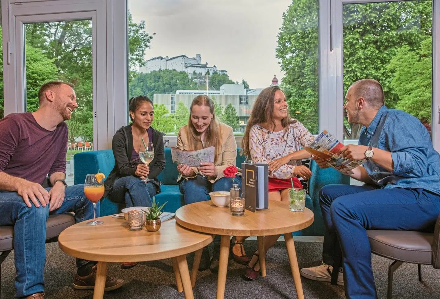 JUFA Hotel Salzburg PEOPLE