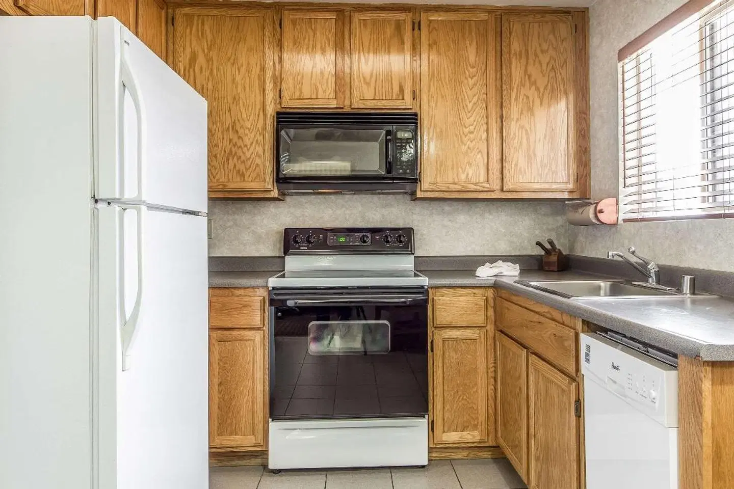 Quality Inn Half Moon Bay/Miramar Beach ROOM_EXAMPLE