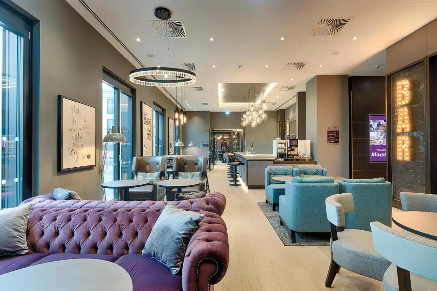 Premier Inn Regensburg City Centre LOUNGE_LOBBY