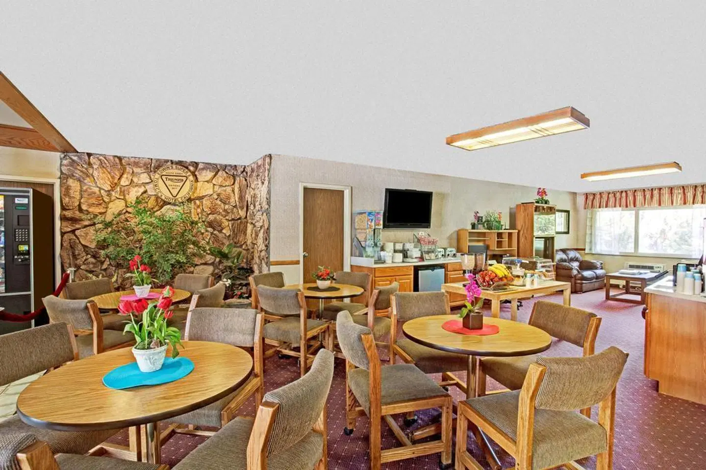 Super 8 by Wyndham, Long Beach Terrasse