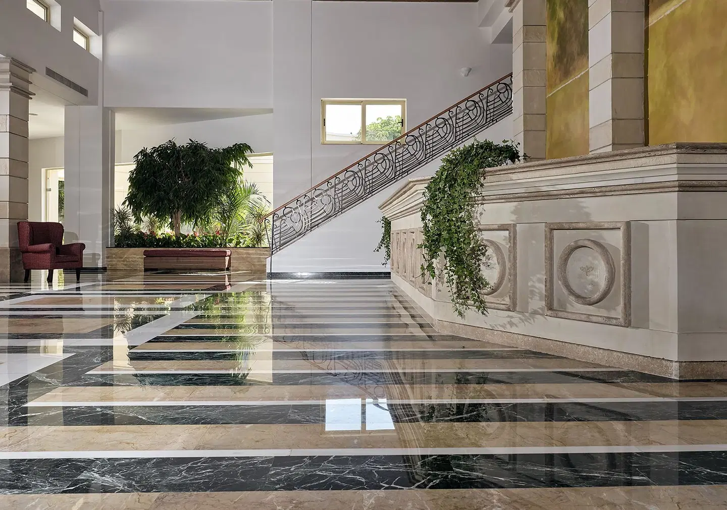 Pilot Beach Resort EXTERIOR