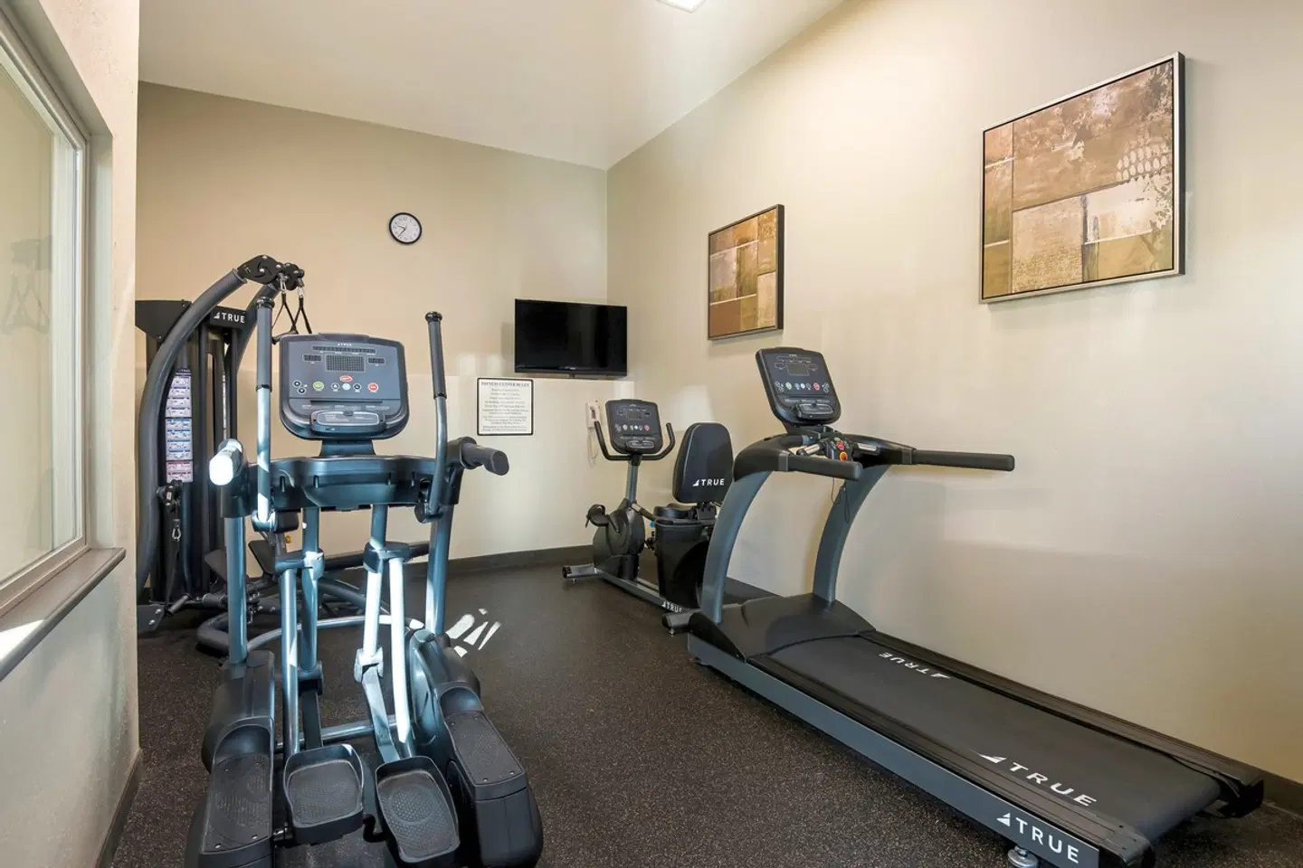 Best Western Holiday Hotel SPORTS_AND_LEISURE