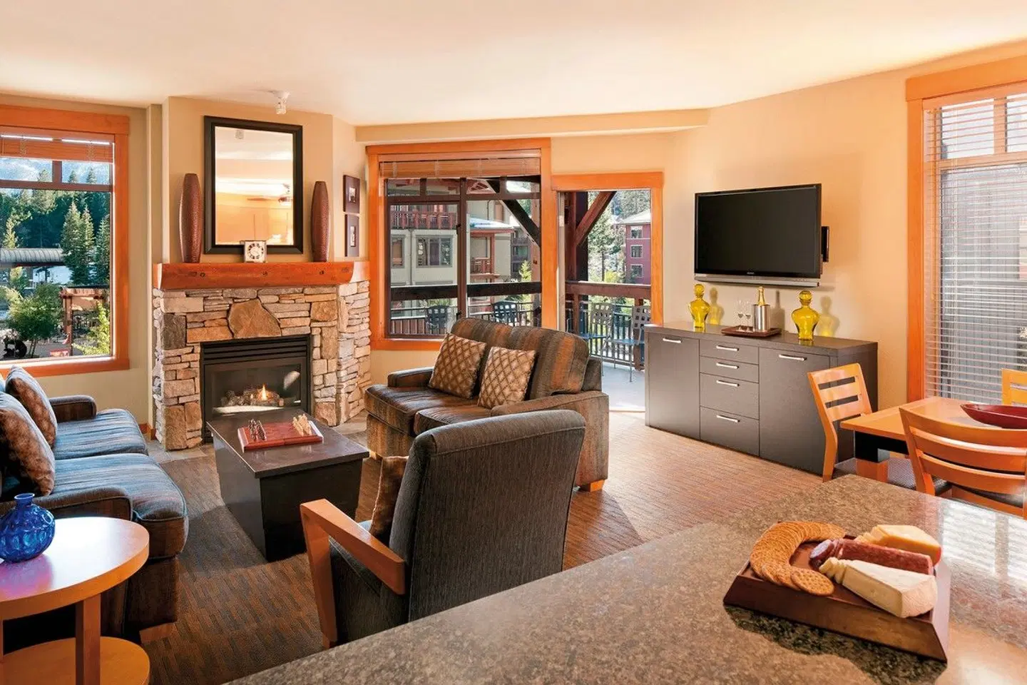 The Village Lodge Mammoth Lakes ROOM_EXAMPLE