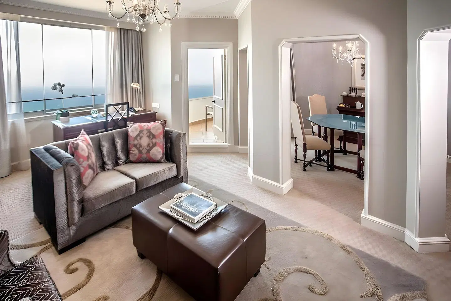 Southern Sun Elangeni & Maharani ROOM_EXAMPLE