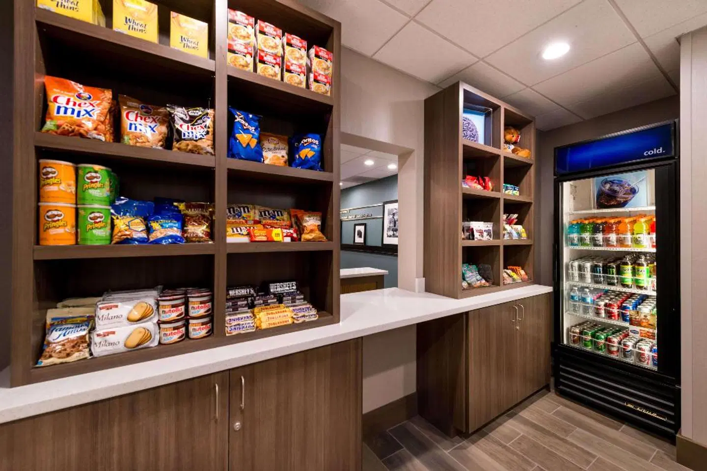 Hampton Inn Channel Islands Harbor Bar