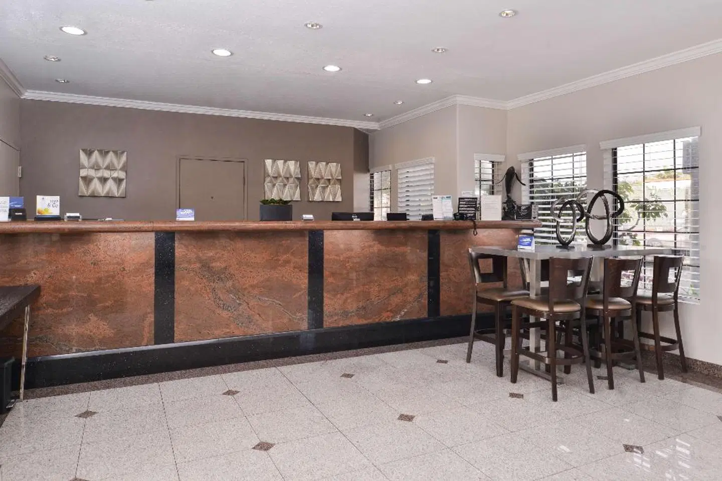 Best Western Airpark Hotel - LAX Bar