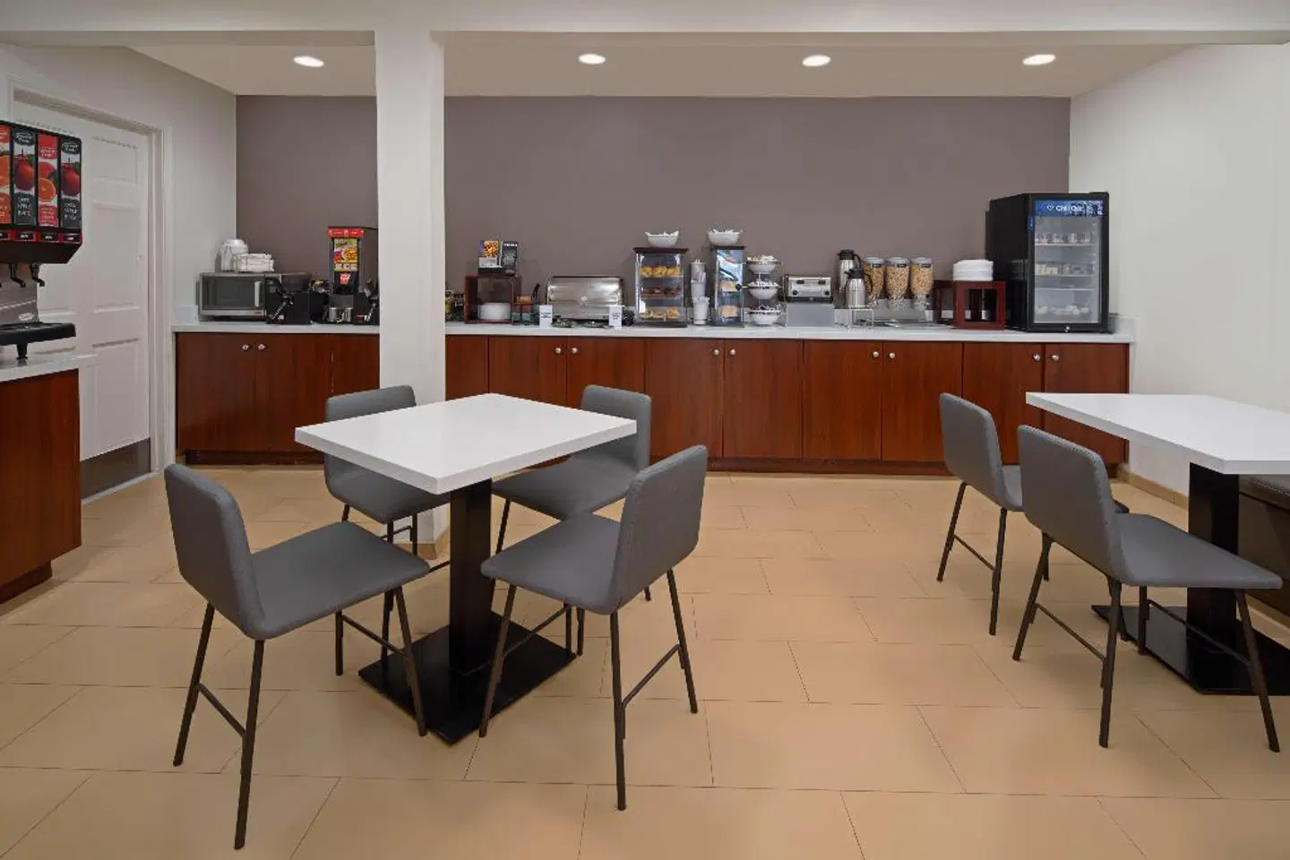 Best Western PLUS San Diego/ Miramar Hotel Bar