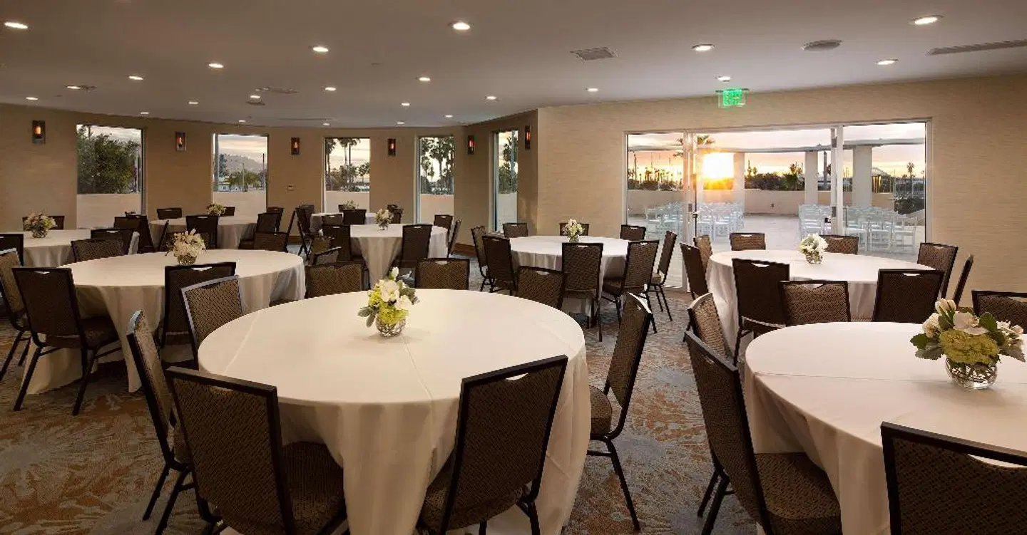 The Redondo Beach Hotel Restaurant