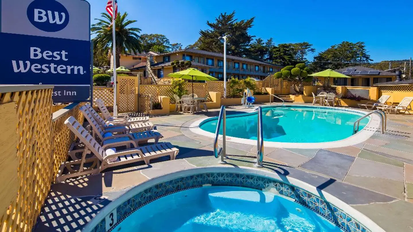 Best Western Park Crest Inn - Monterey OUTDOOR_POOL