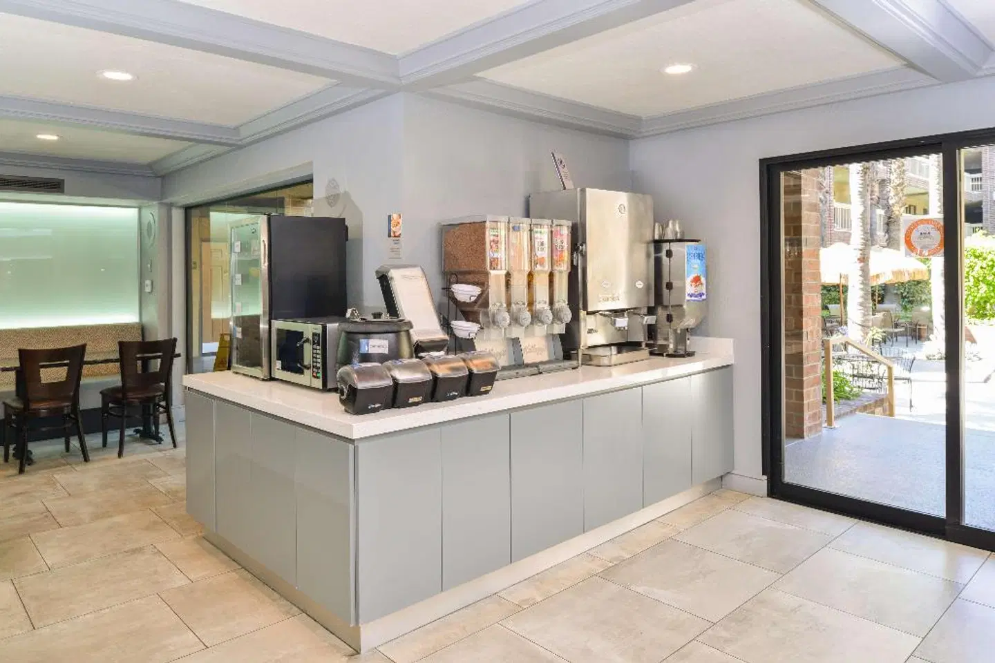 Best Western Plus Meridian Inn & Suites Anaheim - Orange LOUNGE_LOBBY