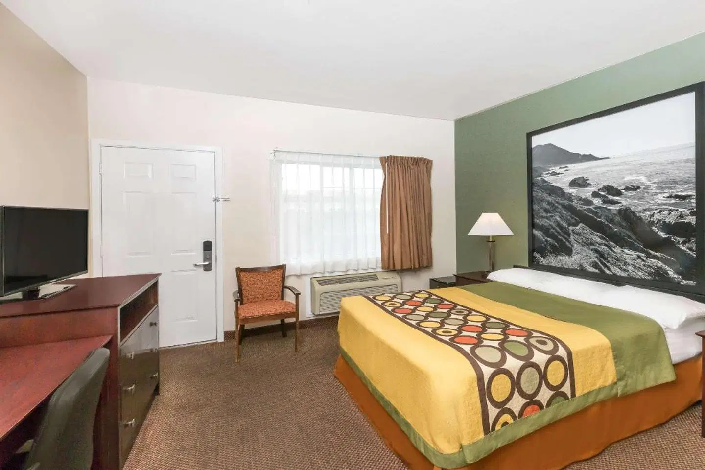Super 8 by Wyndham Monterey ROOM_EXAMPLE