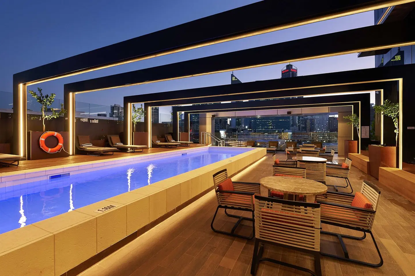 DoubleTree by Hilton Perth Northbridge HEALTH_BEAUTY