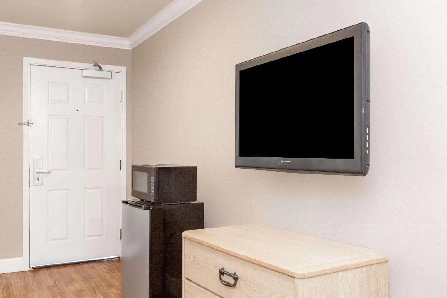 Days Inn by Wyndham San Francisco S/Oyster Point Airport ROOM_EXAMPLE