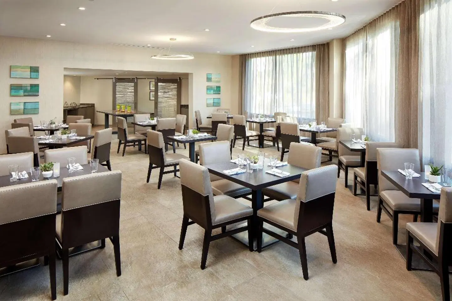 Hilton Garden Inn San Diego Mission Valley Stadium Restaurant