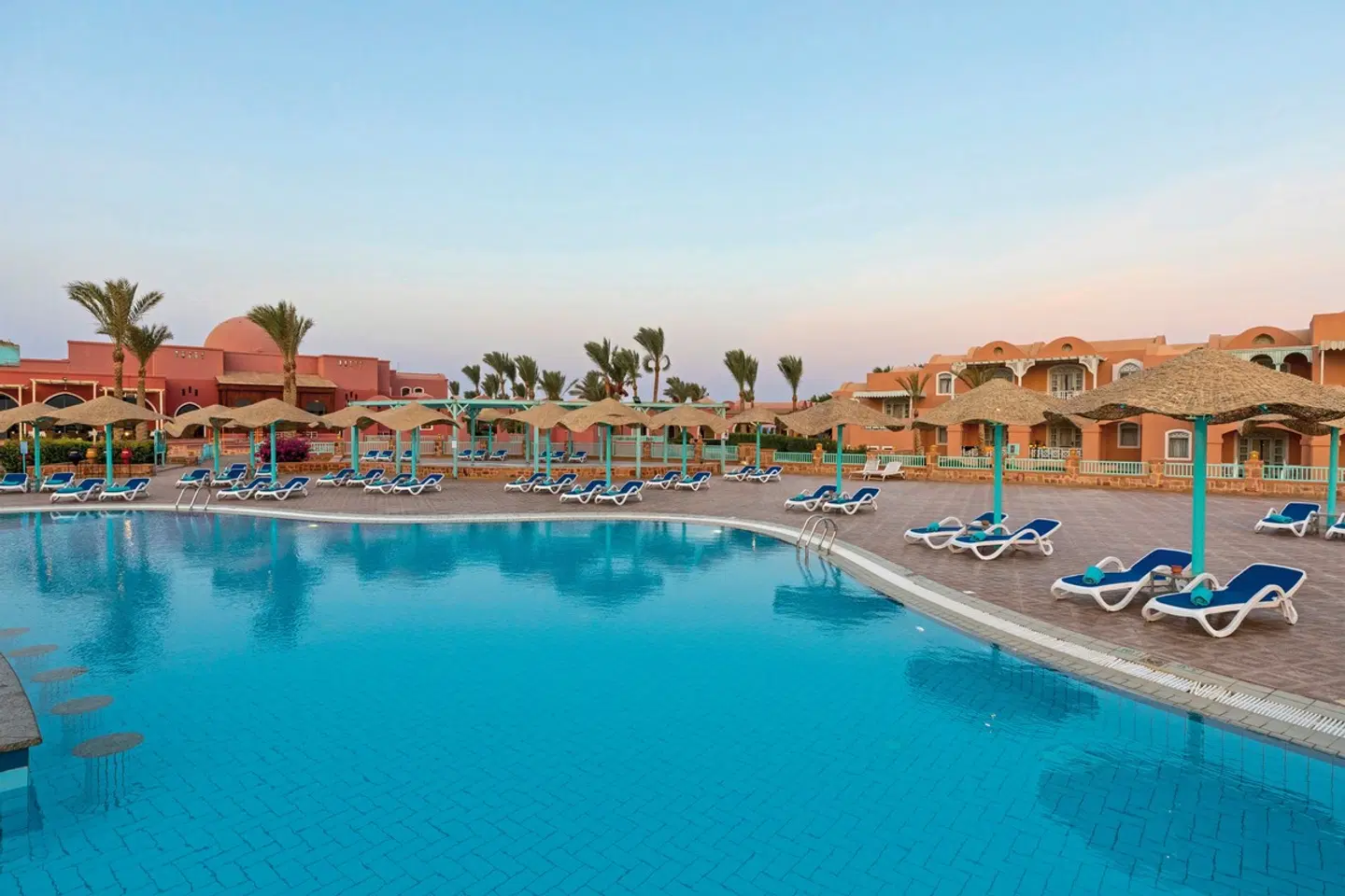 Swissôtel Resort El Quseir OUTDOOR_POOL