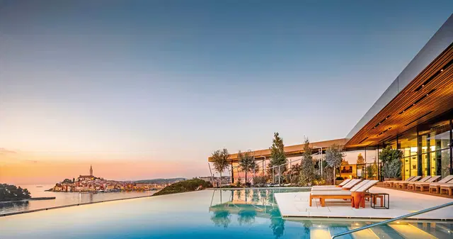 Grand Park Hotel Rovinj OUTDOOR_POOL