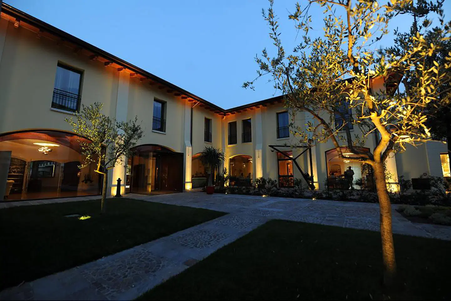 The Ziba Hotel & Spa EXTERIOR