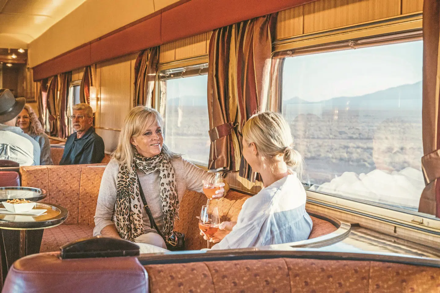 Indian Pacific von Sydney nach Perth (Ost - West) PEOPLE