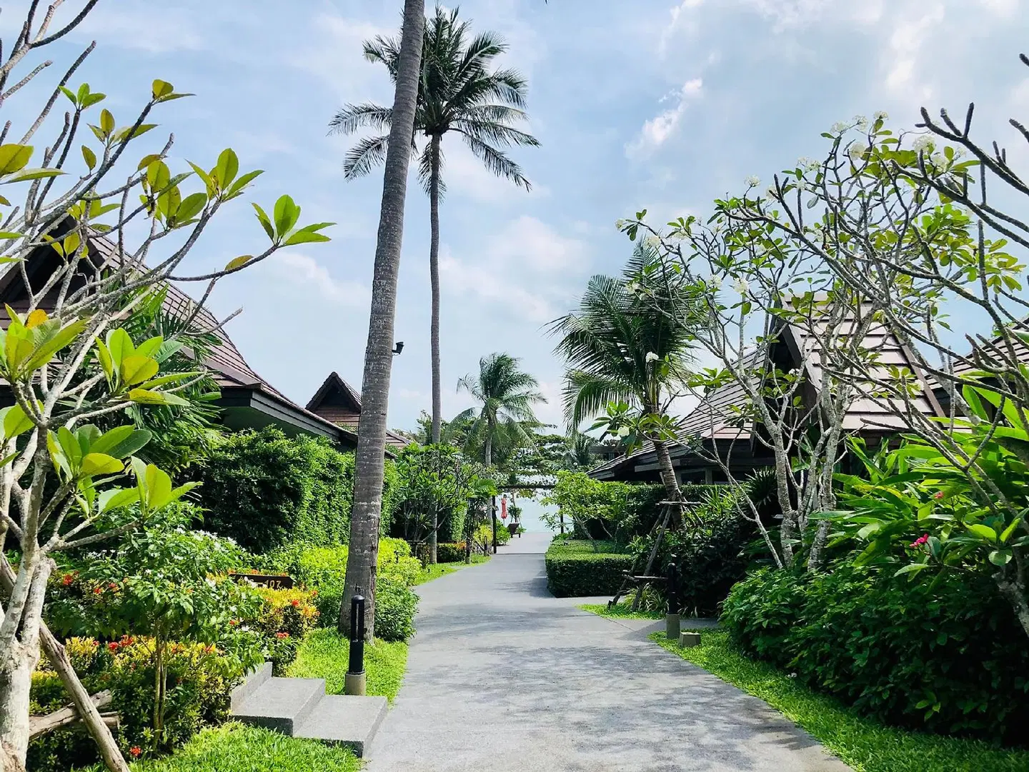Khanom Beach Resort & Spa Garten