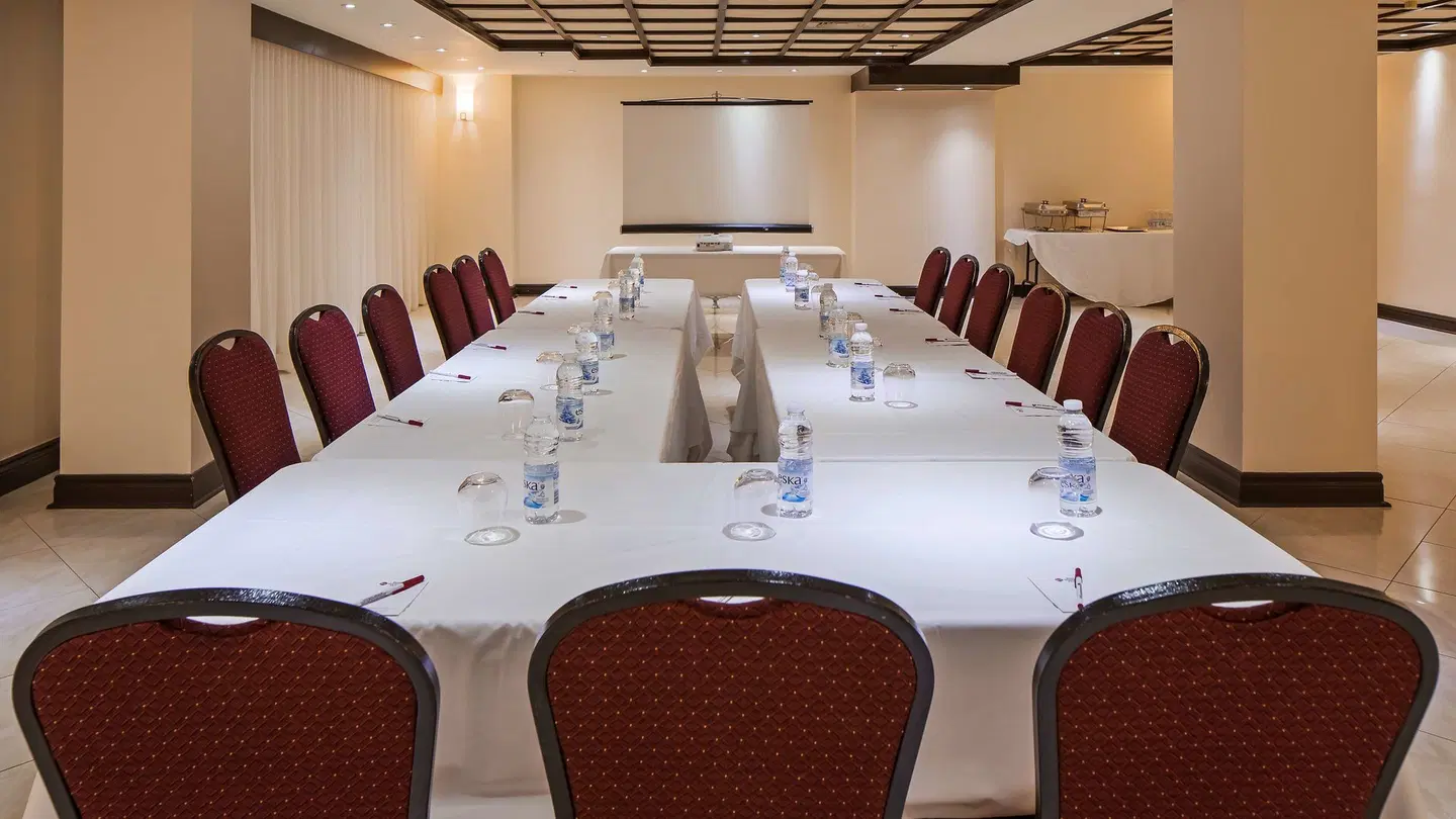 Best Western Plus Montreal Downtown-Hotel Europa Konferenz