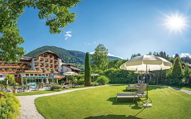 Ferienhotel Kolmhof Garten