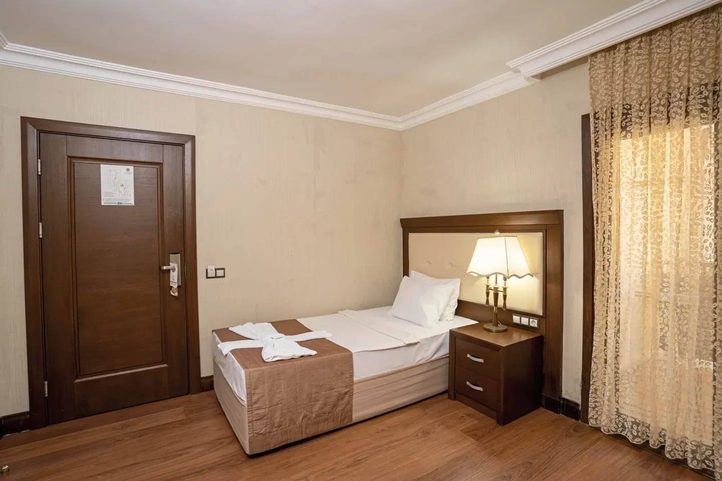 Latanya Park Resort ROOM_EXAMPLE
