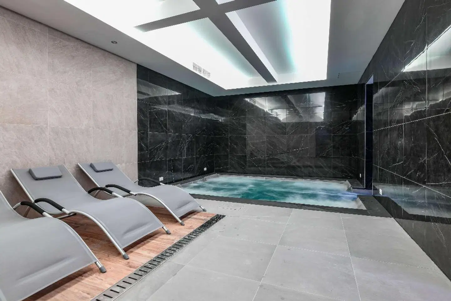 Hotel Master Hallenbad