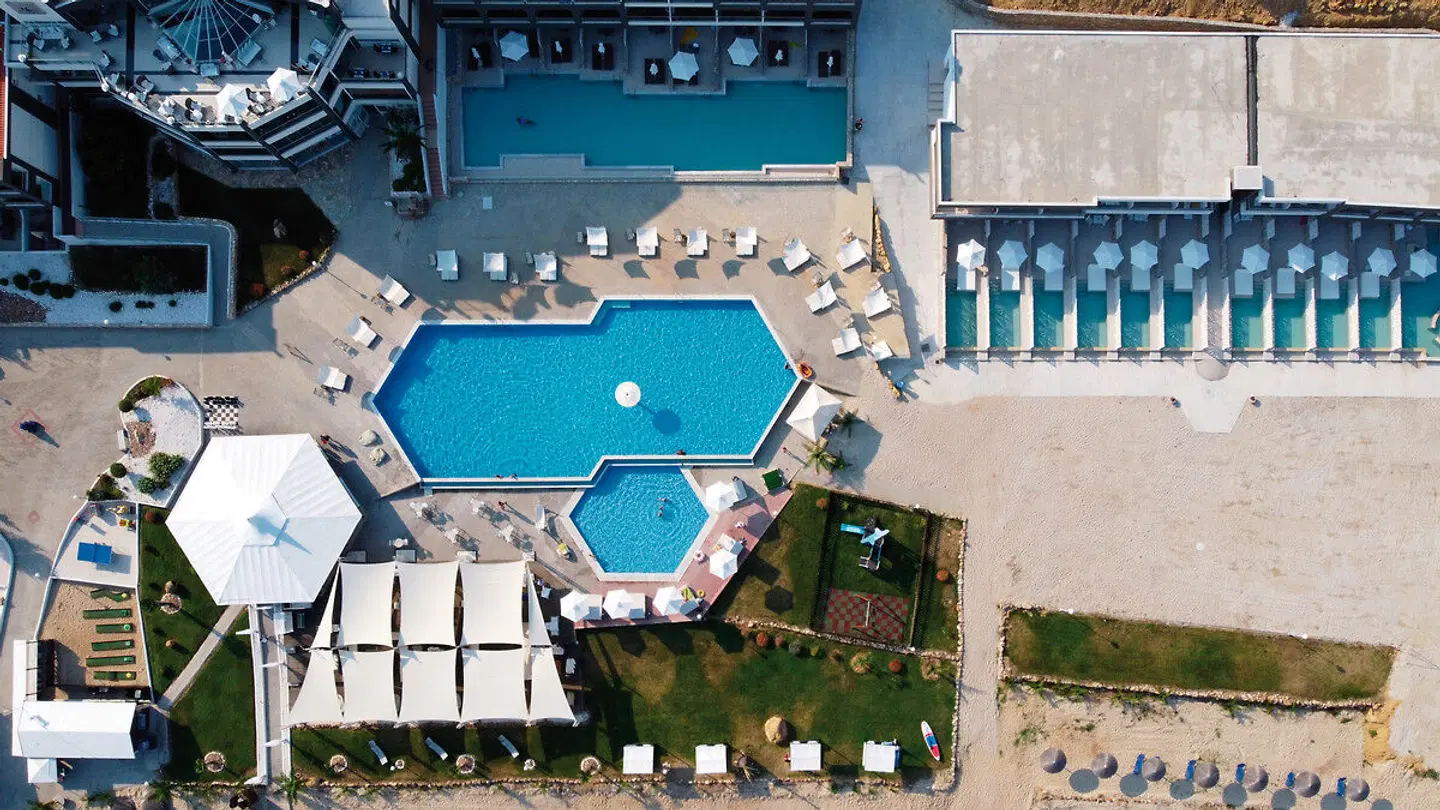 Blue Dream Palace EXTERIOR