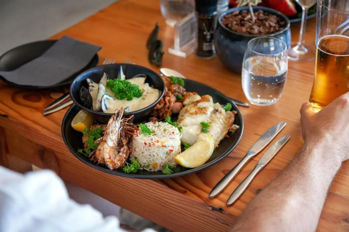 Abalone Hotel & Villa's Restaurant