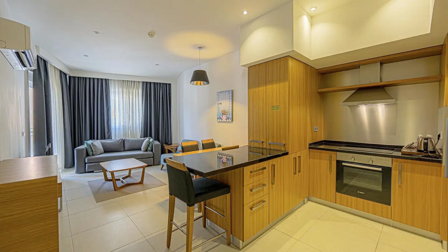 Ramada Hotel & Suites by Wyndham Kusadasi ROOM_EXAMPLE