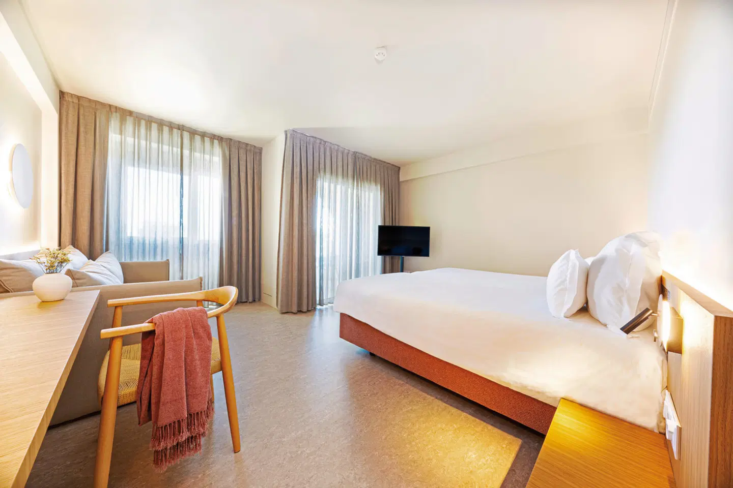 Ozadi Altura Beach Resort ROOM_EXAMPLE