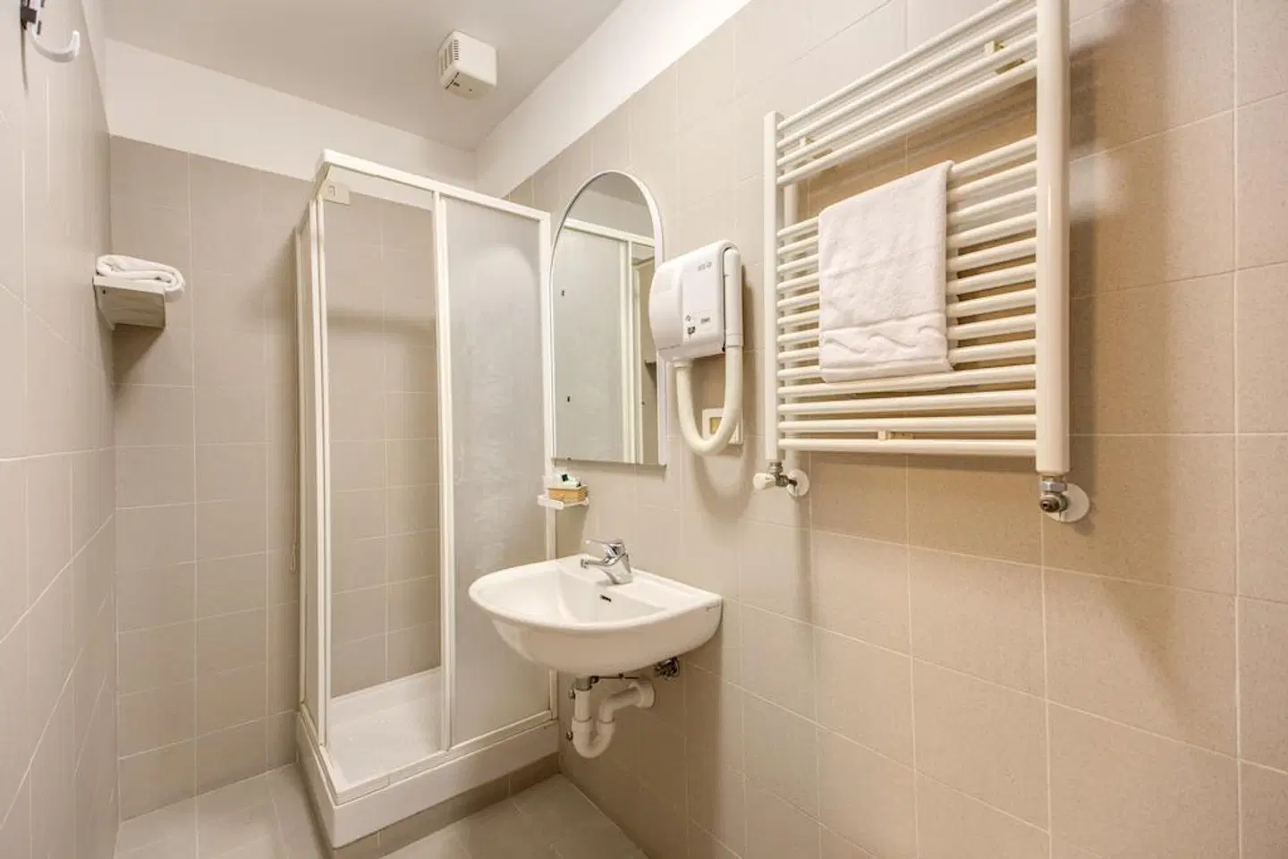 Hotel Milo Badezimmer