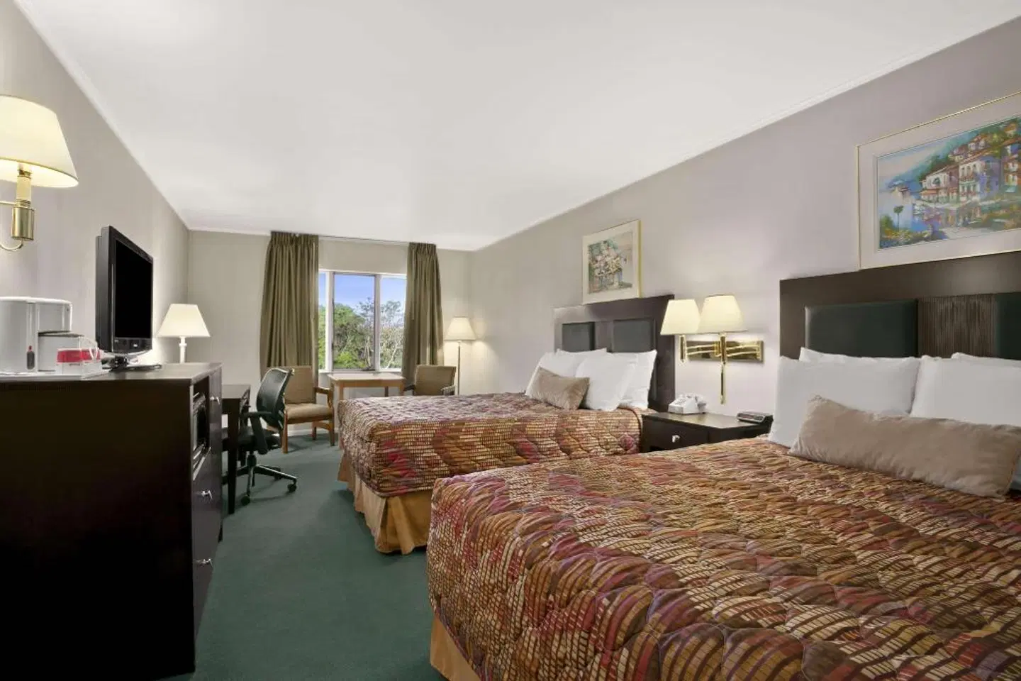 Ramada by Wyndham Washington ROOM_EXAMPLE
