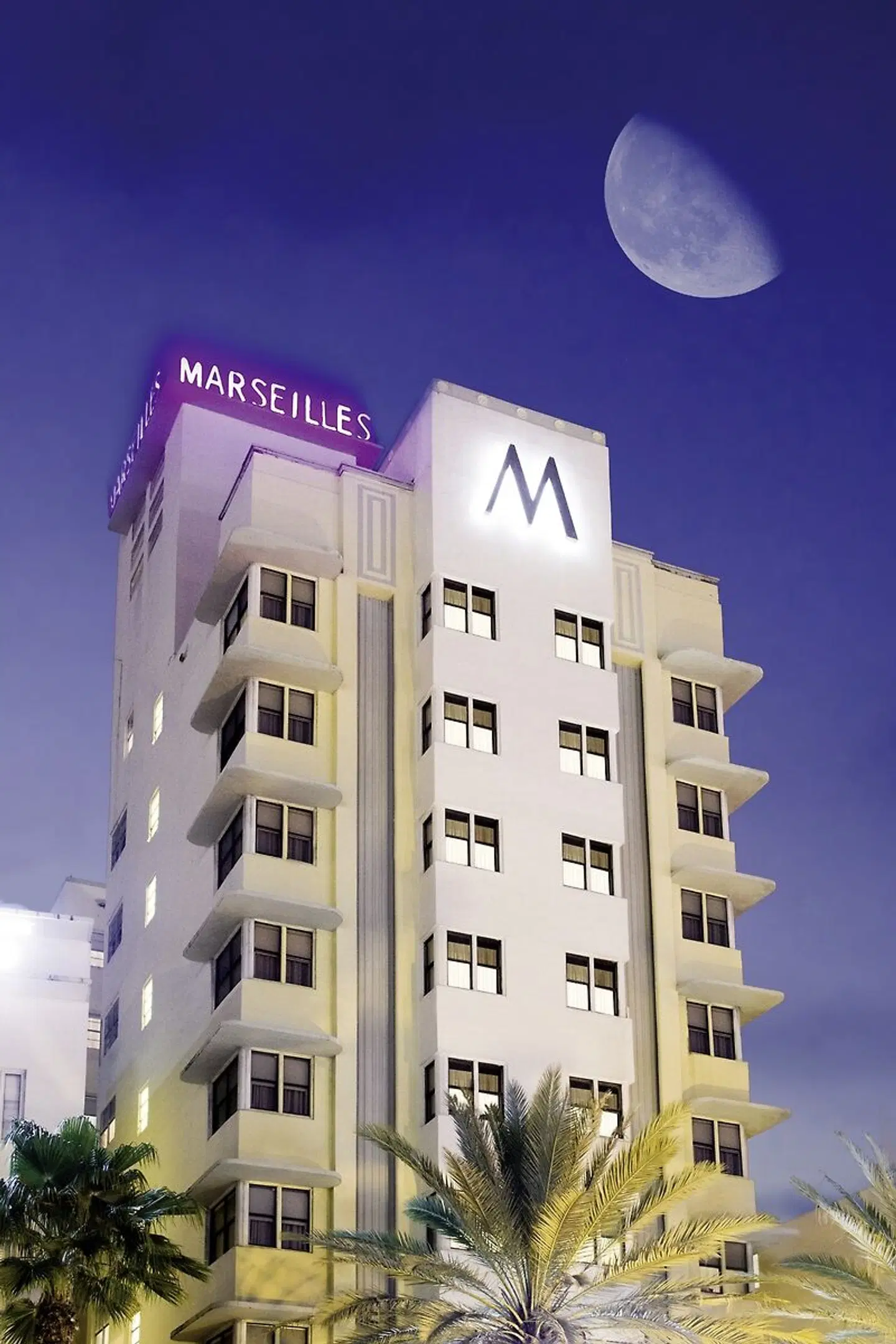 Marseilles Hotel EXTERIOR