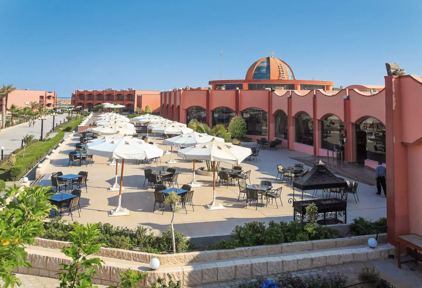 Three Corners Happy Life Beach Resort EXTERIOR