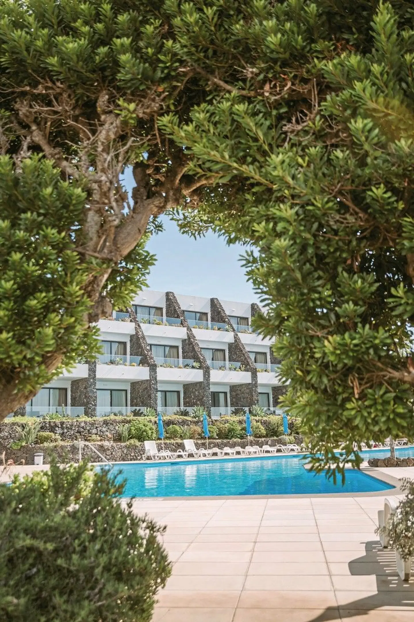 Caloura Hotel Resort OUTDOOR_POOL