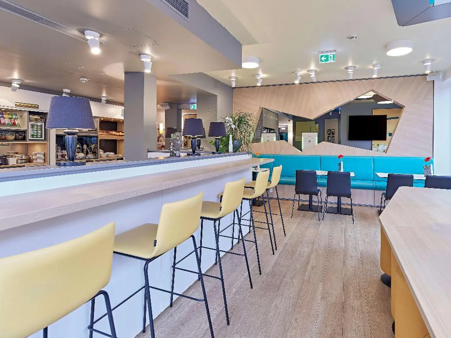 B&B Hotel Köln-Messe Bar