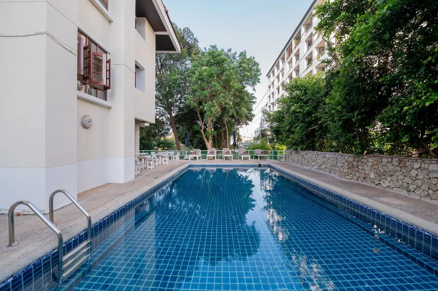 Hillside Resort Pattaya OUTDOOR_POOL