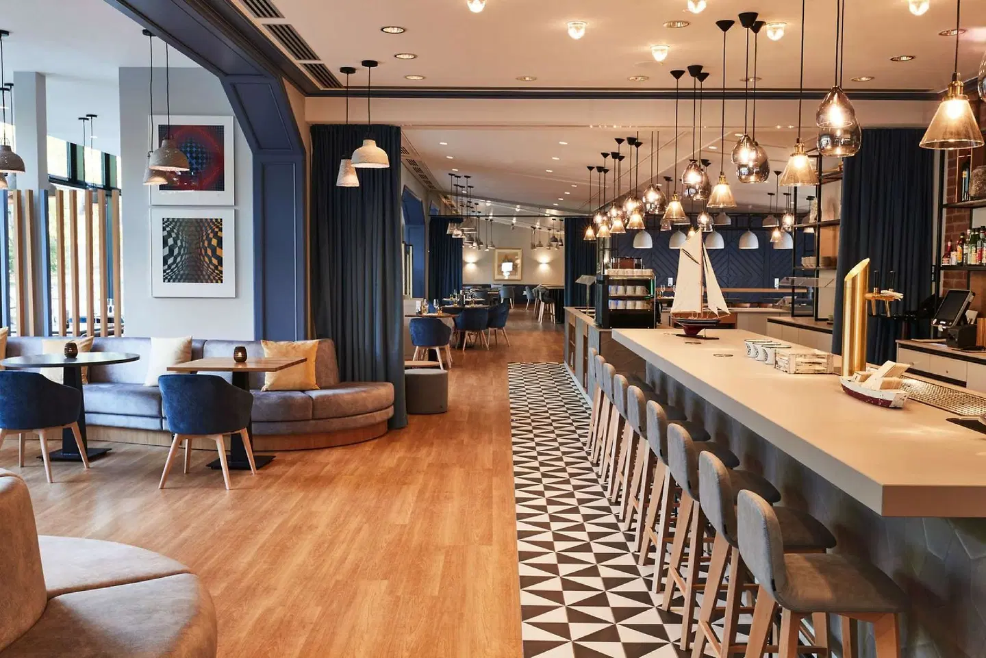 Steigenberger Conti-Hansa Bar