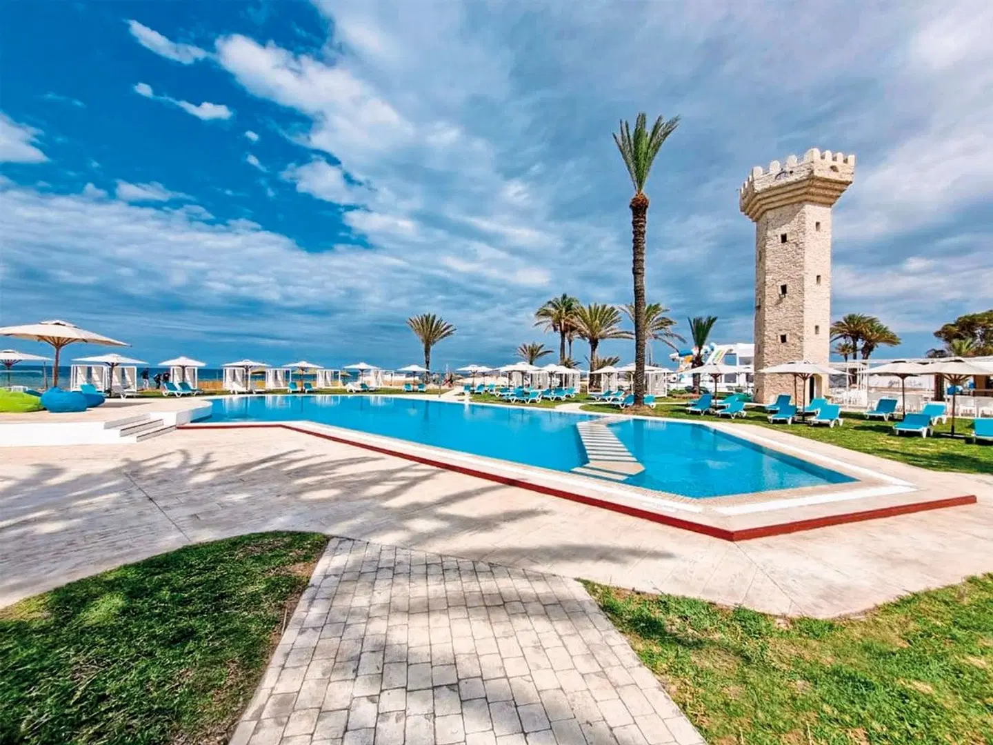 Monarque Club Rivage OUTDOOR_POOL