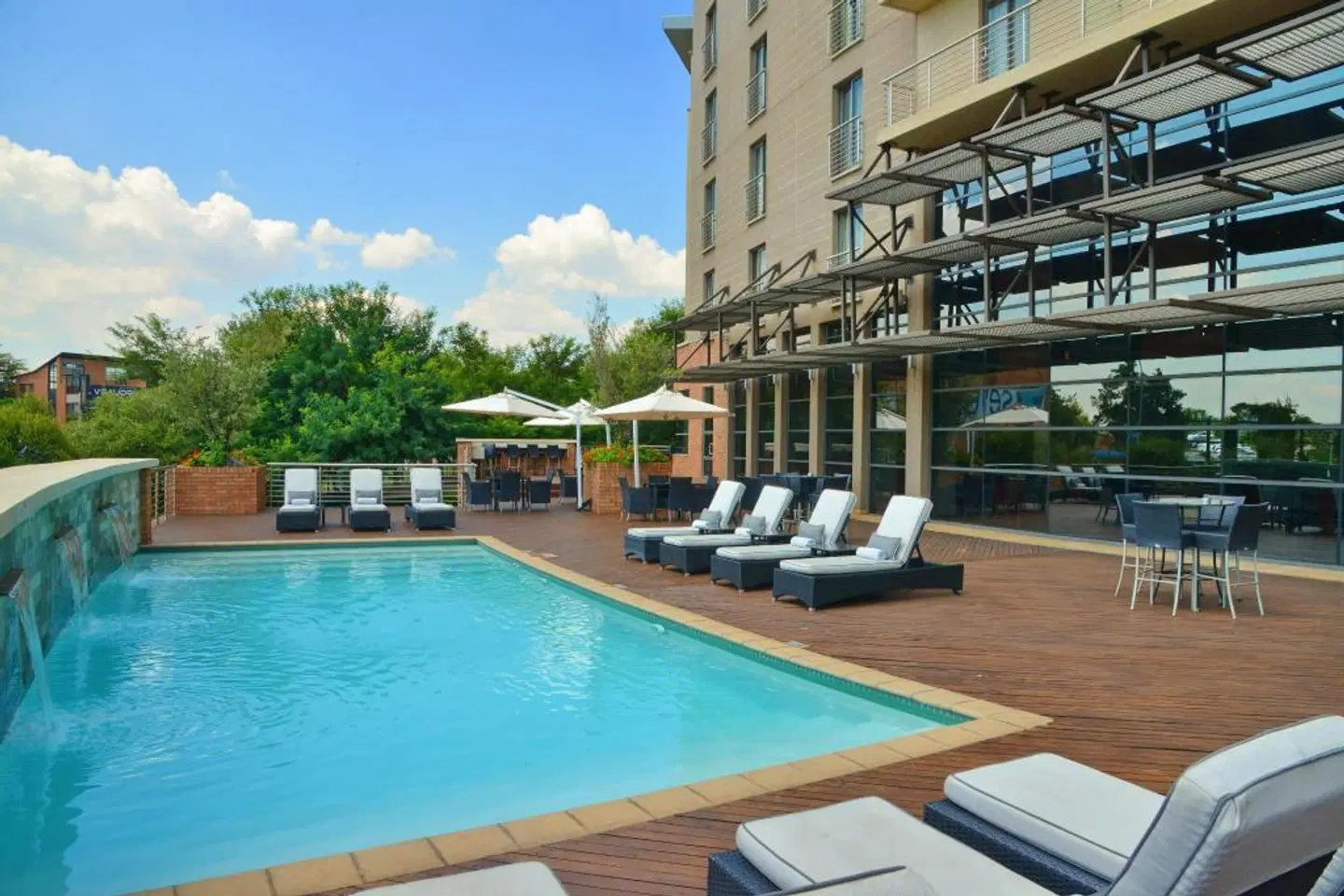 City Lodge Hotel Fourways OUTDOOR_POOL