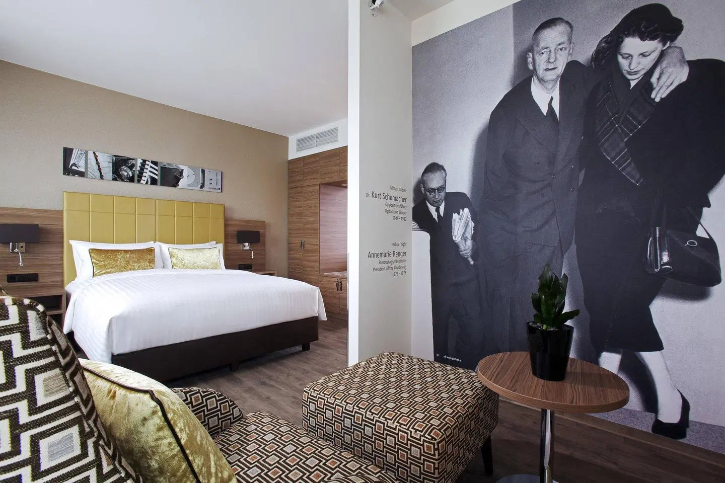 Bonn Marriott Hotel ROOM_EXAMPLE